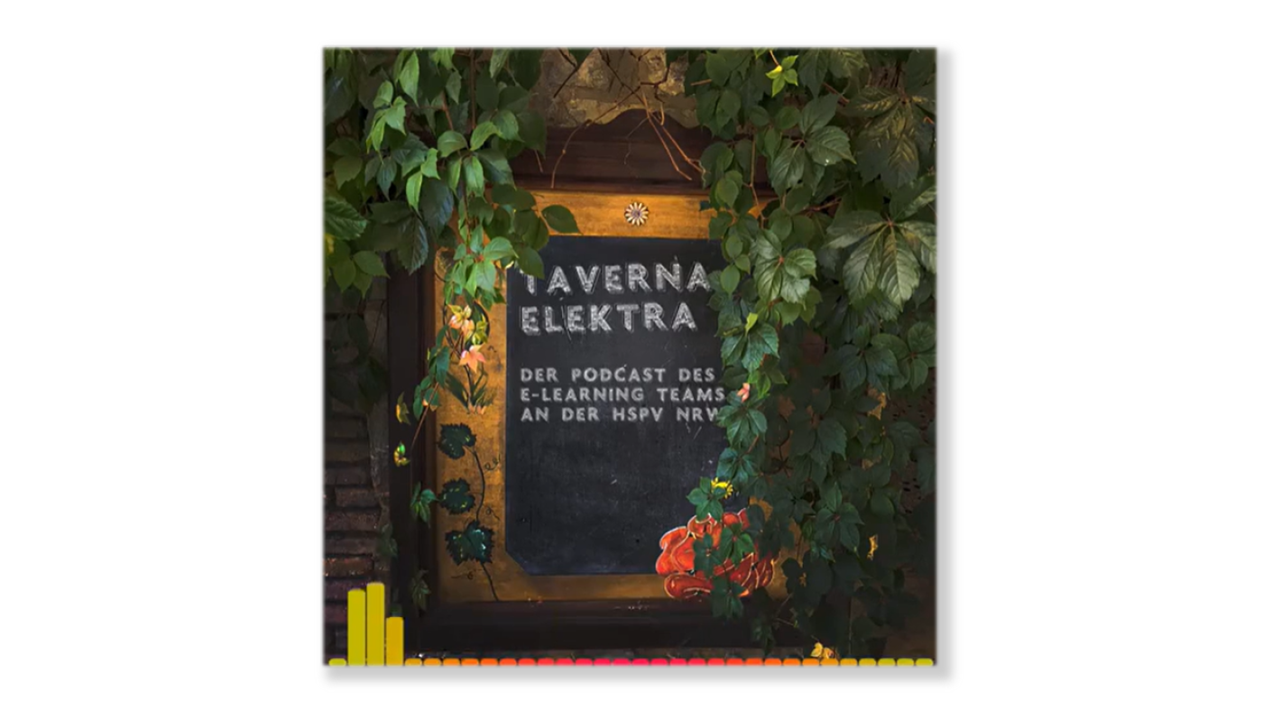 Ein von Efeu überwachsenes Schild auf dem steht: Taverna Elektra, der Podcast des E-Learning-Teams an der HSPV