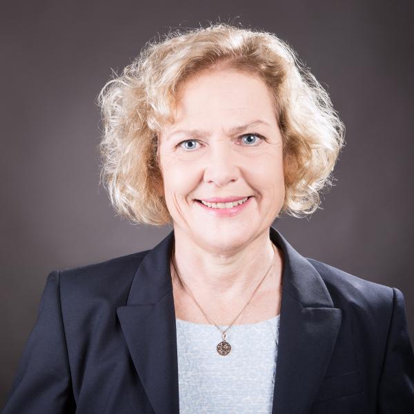 Porträt von Annegret Hofmann