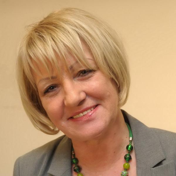 Porträt von Monika Scherbaum