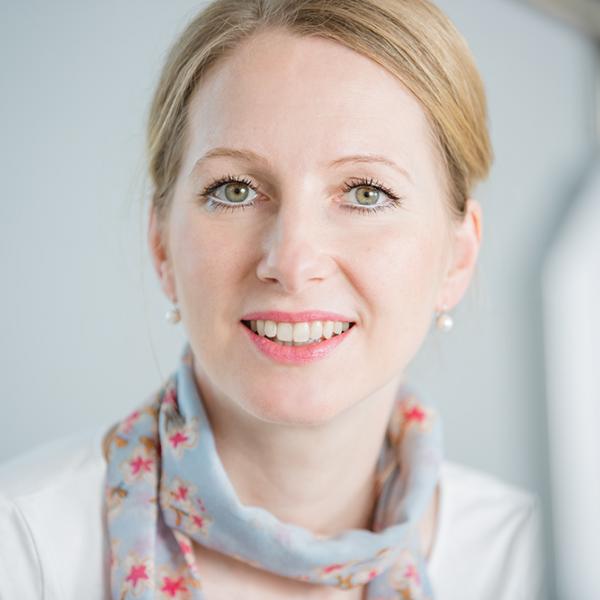Porträt von Dunja Gröhn